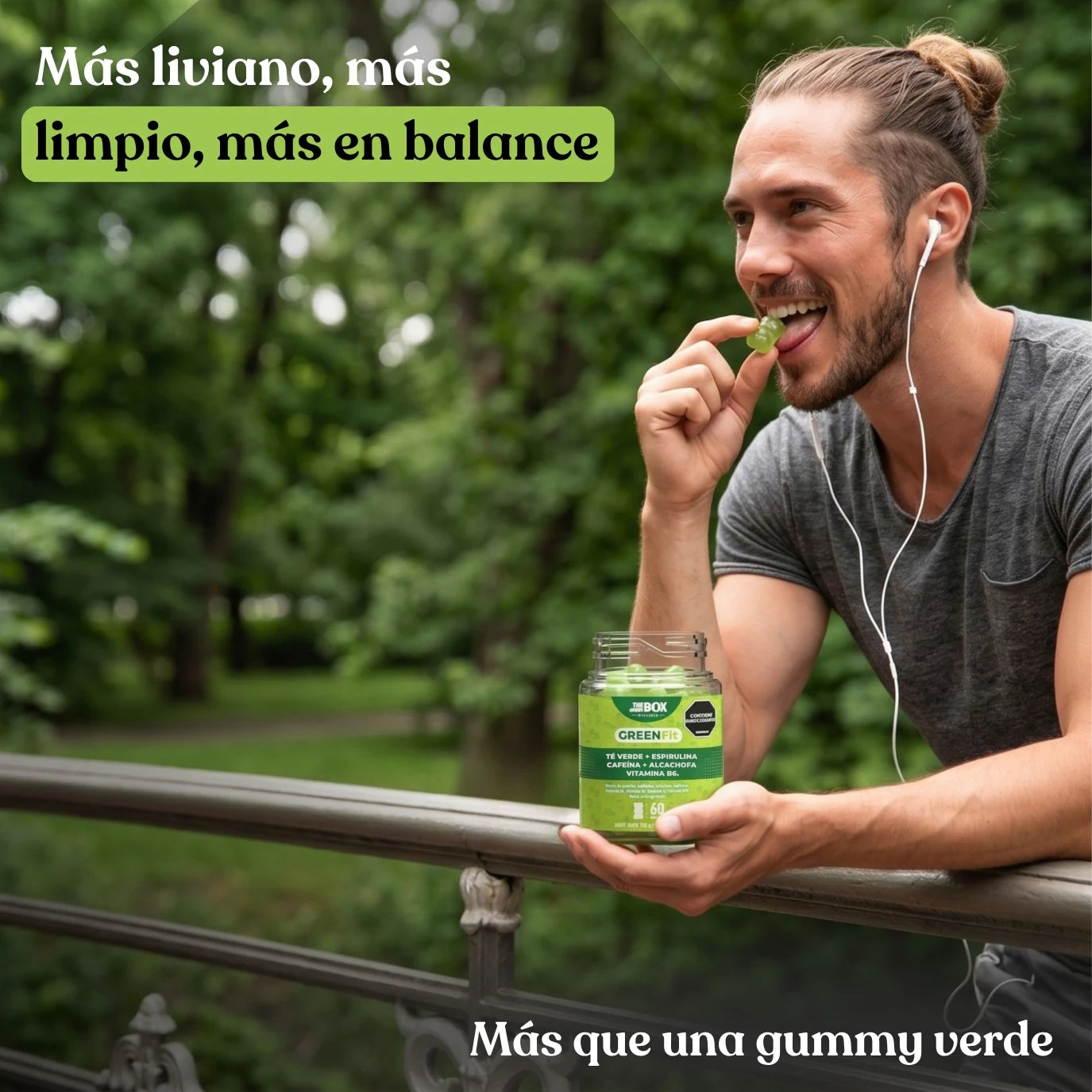 Hombre disfrutando Green Fit en Gomitas en una rutina activa